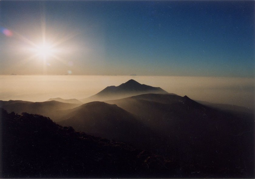 �؍��x���獂���������ɓ��̏o������